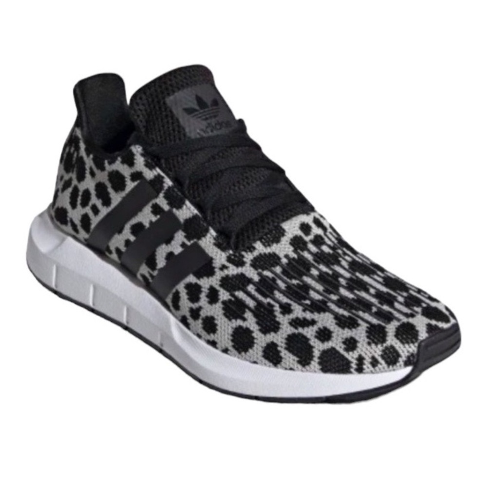 (NWT) Adidas Swift Run Women’s Leopard-Print Shoe in Raw White / Core Black